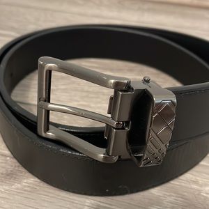 Burberry black label belt, 75% new little scratch at the back